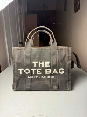 Dirty Marc Jacobs The Tote Bag Canvas Dusty Black Gray Handbag Crossbody